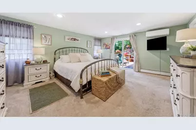 36 Sayville Road, Sound Beach, NY 11789 - Photo 23