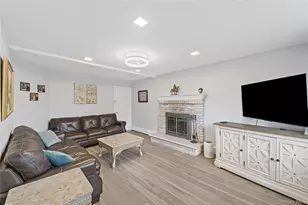 3123 Douglas Dr, Yorktown Heights, NY 10598 - Photo 11