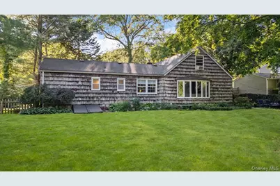10 Rancher Place, Huntington, NY 11743 - Photo 41