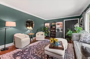 10 Rancher Pl, Huntington, NY 11743 - Photo 7