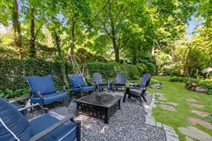 10 Rancher Pl, Huntington, NY 11743 - Photo 37