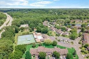 181 North Ln, Smithtown, NY 11787 - Photo 33