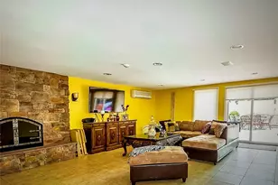 1758 John St, Merrick, NY 11566 - Photo 3