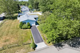 77 Masonic Ave, Holtsville, NY 11742 - Photo 23