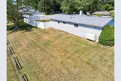 77 Masonic Avenue, Holtsville, NY 11742 - Photo 21