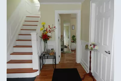 64 Avondale Street, Valley Stream, NY 11581 - Photo 3