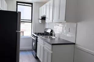 43-33 46th St, Sunnyside, NY 11104 - Photo 3
