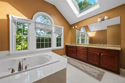 193 Pidgeon Hill Road, South Huntington, NY 11746 - Photo 33