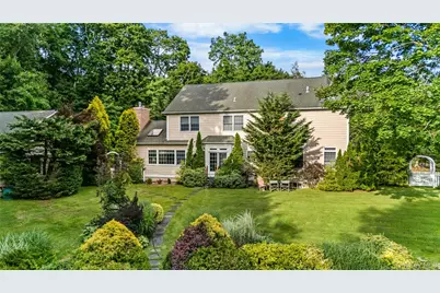 193 Pidgeon Hill Road, South Huntington, NY 11746 - Photo 35
