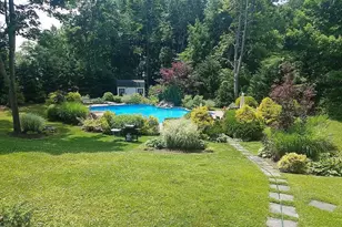 193 Pidgeon Hill Rd, South Huntington, NY 11746 - Photo 39