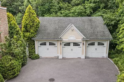 193 Pidgeon Hill Road, South Huntington, NY 11746 - Photo 41