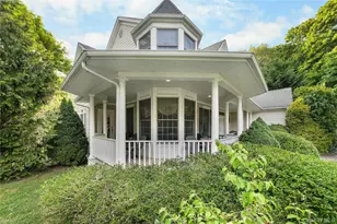 193 Pidgeon Hill Rd, South Huntington, NY 11746 - Photo 5