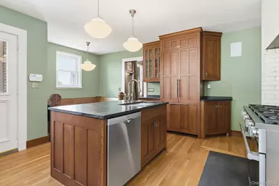 64 Prospect Street, White Plains, NY 10606 - Photo 15