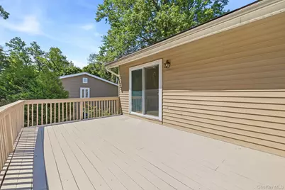 69 Crawford Terrace, New Rochelle, NY 10804 - Photo 13