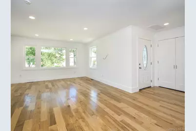 59A Hickory Road, Port Washington, NY 11050 - Photo 3