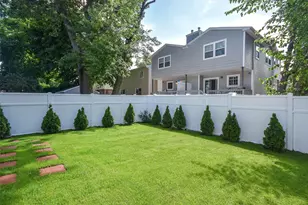 59A Hickory Rd, Port Washington, NY 11050 - Photo 15