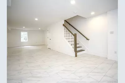 59A Hickory Road, Port Washington, NY 11050 - Photo 13