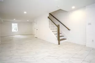59A Hickory Rd, Port Washington, NY 11050 - Photo 13