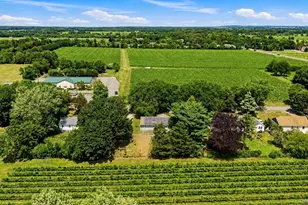 725 Peconic Ln, Peconic, NY 11958 - Photo 5