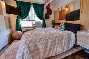 18-55 21st Dr, Astoria, NY 11105 - Photo 21