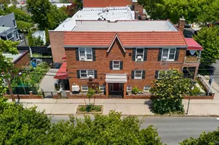 18-55 21st Dr, Astoria, NY 11105 - Photo 3