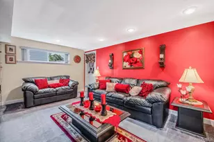 90 Rhode Island Ave, Bay Shore, NY 11706 - Photo 21