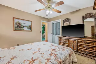 90 Rhode Island Ave, Bay Shore, NY 11706 - Photo 13