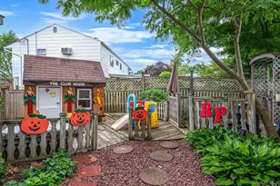 90 Rhode Island Ave, Bay Shore, NY 11706 - Photo 29