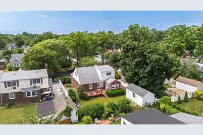 637 Stratford Road, Baldwin, NY 11510 - Photo 43