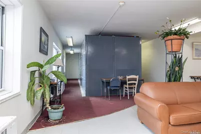 370 W Broadway #5W, Long Beach, NY 11561 - Photo 17