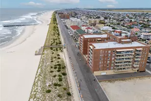 370 W Broadway, Long Beach, NY 11561 - Photo 19