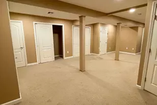 267 Seidman Pl, Franklin Square, NY 11010 - Photo 15