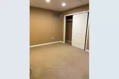 267 Seidman Place, Franklin Square, NY 11010 - Photo 17