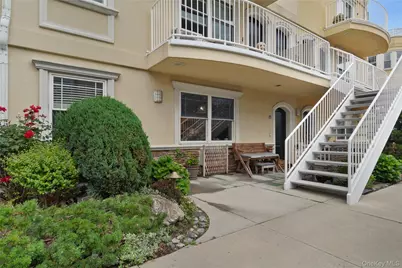 180 Beach 101 St #3A, Rockaway Park, NY 11694 - Photo 1