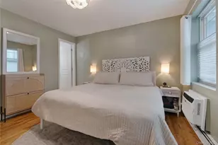1-80 Beach 101st St, Rockaway Park, NY 11694 - Photo 11
