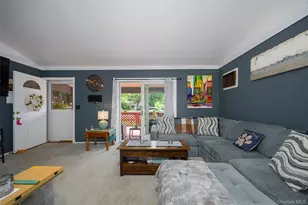 11 Princeton, Red Hook, NY 12571 - Photo 3