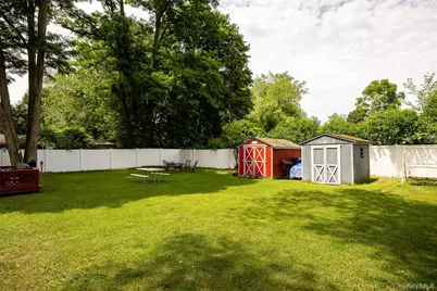 11 Princeton, Red Hook, NY 12571 - Photo 15