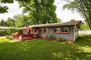 11 Princeton, Red Hook, NY 12571 - Photo 1