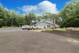 9 Huckleberry Ln, East Setauket, NY 11733 - Photo 33