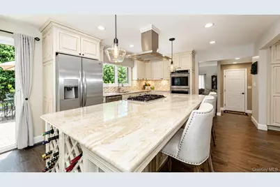 9 Huckleberry Lane, East Setauket, NY 11733 - Photo 9