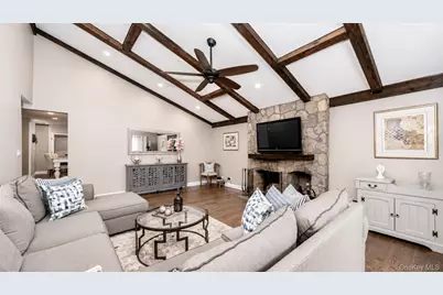 9 Huckleberry Lane, East Setauket, NY 11733 - Photo 17