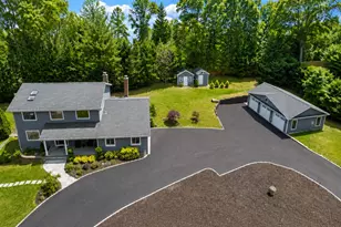 9 Huckleberry Ln, East Setauket, NY 11733 - Photo 3
