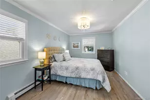 17 Garfield Pl, East Northport, NY 11731 - Photo 19