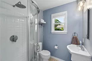 17 Garfield Pl, East Northport, NY 11731 - Photo 21