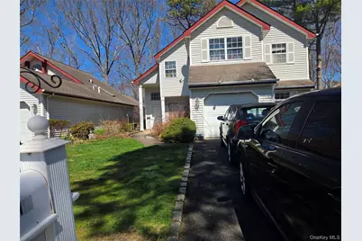 11 Turnberry Court, Middle Island, NY 11953 - Photo 1