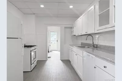406 Tower Avenue, Maybrook, NY 12543 - Photo 9