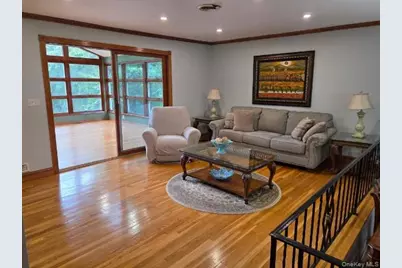 35 W Allison, Pearl River, NY 10965 - Photo 11