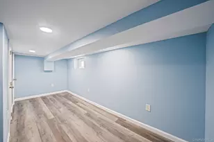 532 Washington Ave, West Hempstead, NY 11552 - Photo 25
