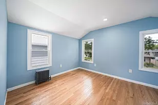532 Washington Ave, West Hempstead, NY 11552 - Photo 17