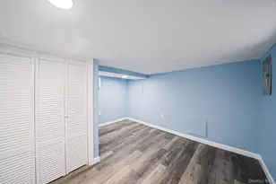 532 Washington Ave, West Hempstead, NY 11552 - Photo 23